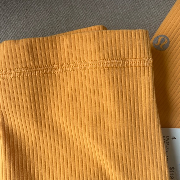 NWT Lululemon Align Ribbed25” legging - Picture 5 of 7